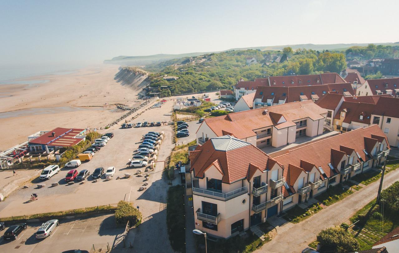 Logis- Hotel De La Baie De Wissant & Appartements Экстерьер фото